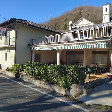 L'Elefantino - Bed And Book Bed & Breakfast Roccasparvera Exterior photo